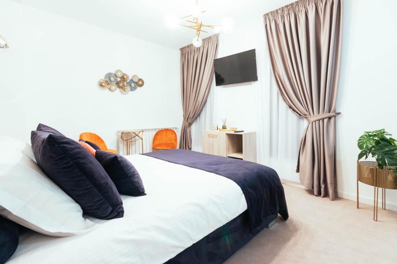 Liane Boutique Hotel Câmpulung Moldovenesc المظهر الخارجي الصورة